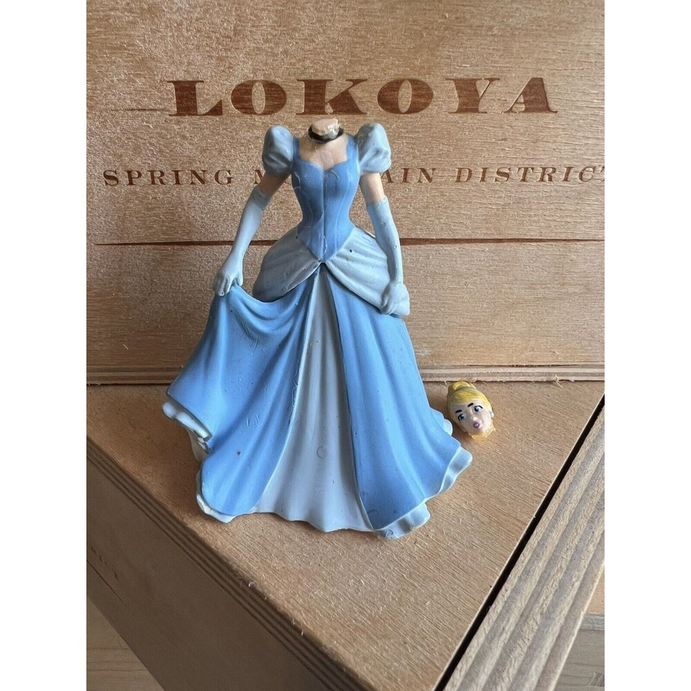 Tonies Audio Character Tonie box Cinderella Figure HEAD BROKEN but WORKS WELL